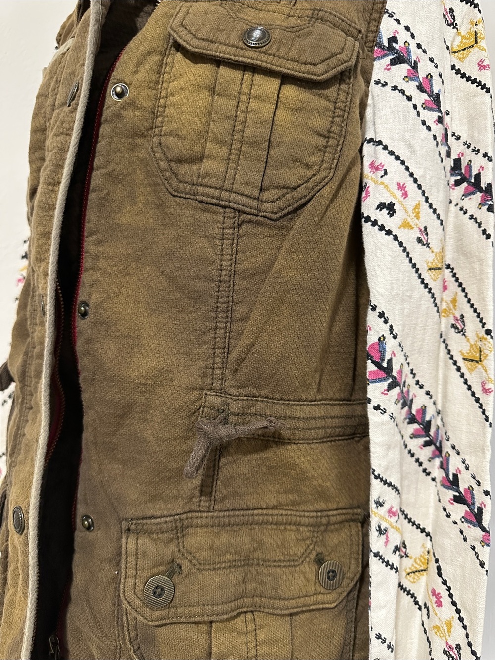 Excellent - Free People Small Embroidered
Boho Jacket - Picture 2 of 5